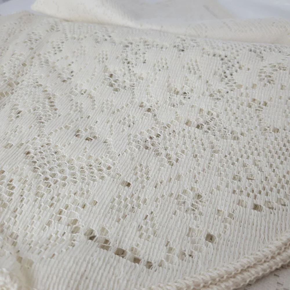 Quaker Lace vintage lace table set 12 pieces